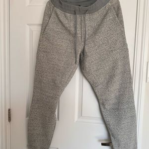 Lululemon men’s “At Ease” sweat pants